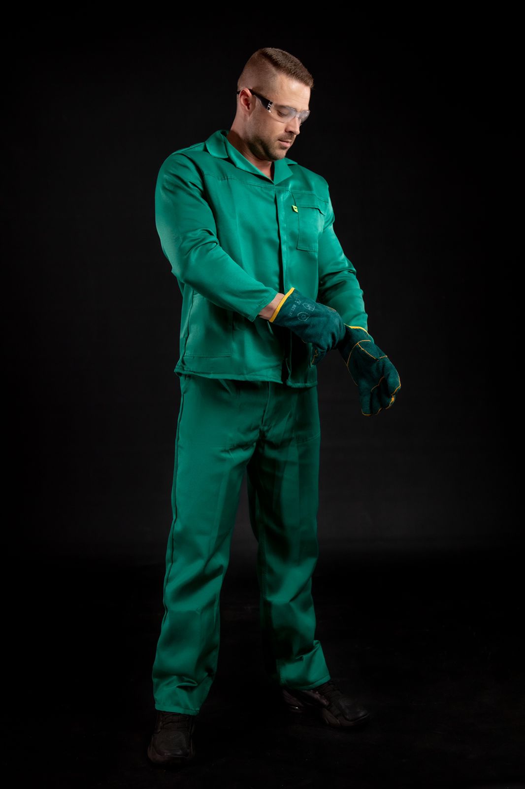 CONTI SUITS